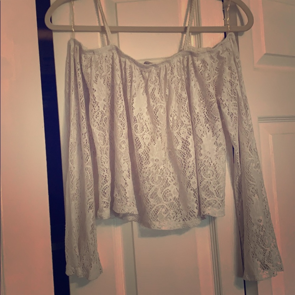 Bright white Floral flowy top